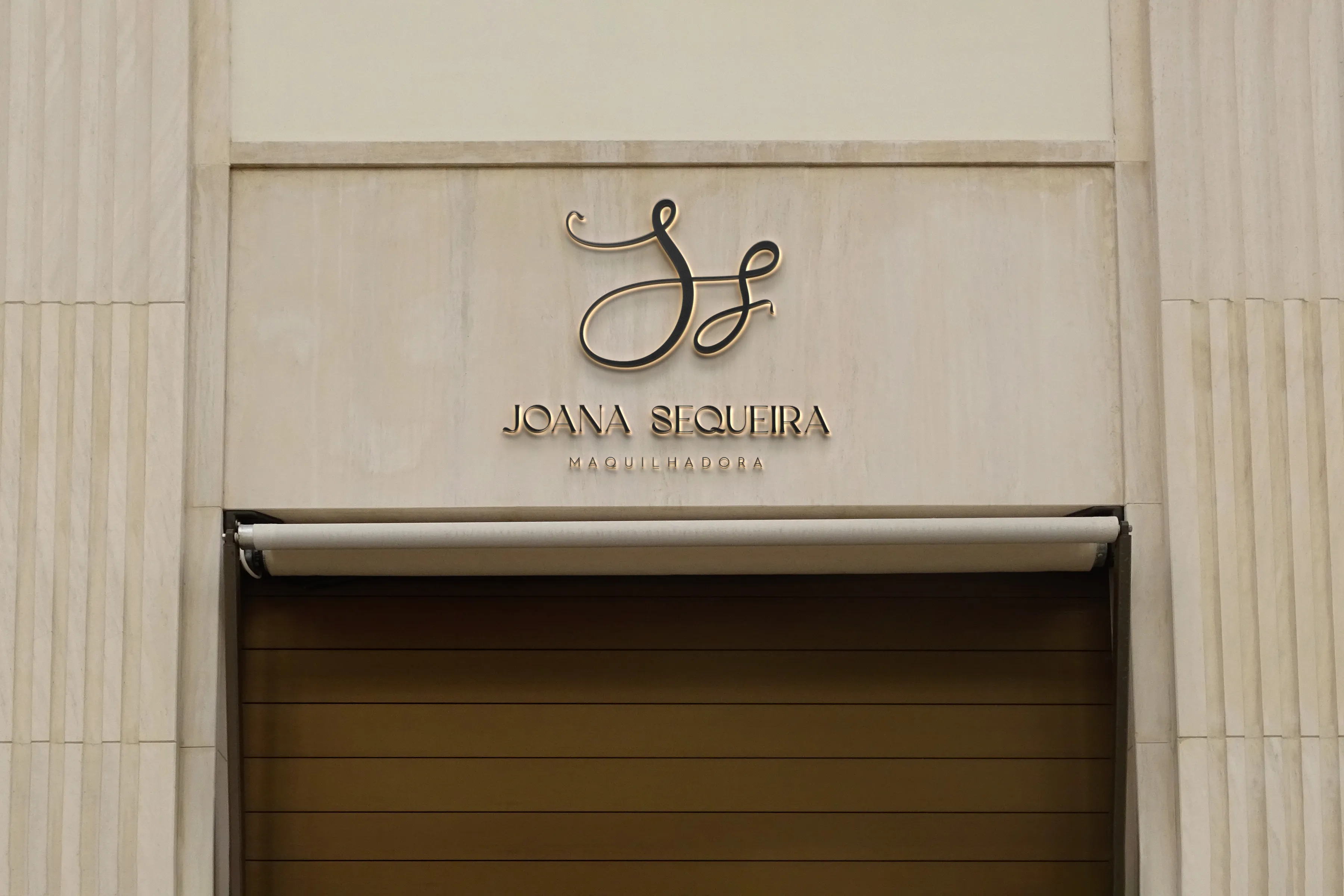 Joana Sequeira | Branding e Website para Maquilhadora — A Identidade Visual 2